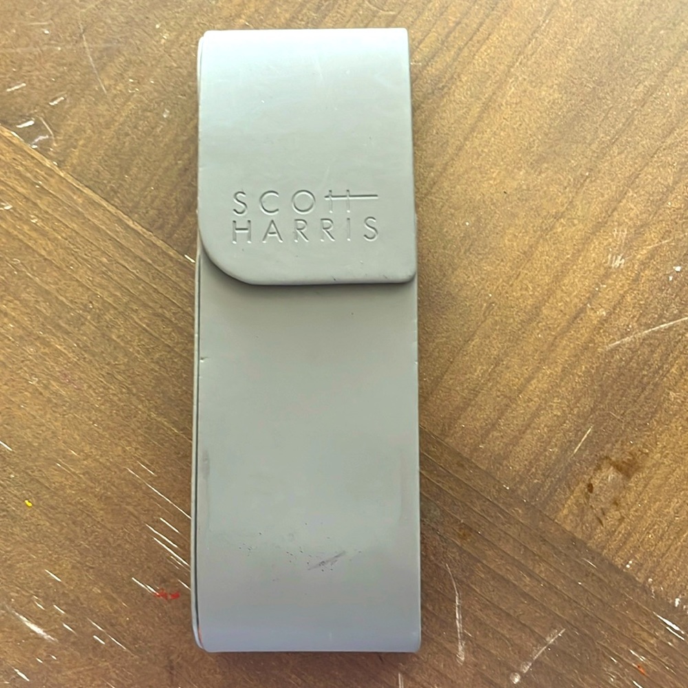 Scott Harris‎ glasses case